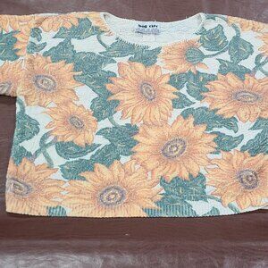 VINTAGE 1990s Big City Sunflower crop sweater Size M